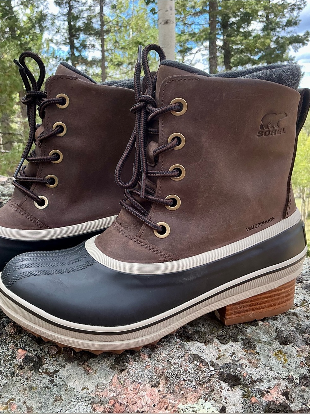 SOREL Waterproof Lace-Up Duck Boots | Brown & Black | Wood-Style Heel Size 8.5